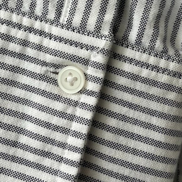 Everlane Japanese Square Oxford Button Down Shirt Size 6 Grey/White Striped - Picture 3 of 8